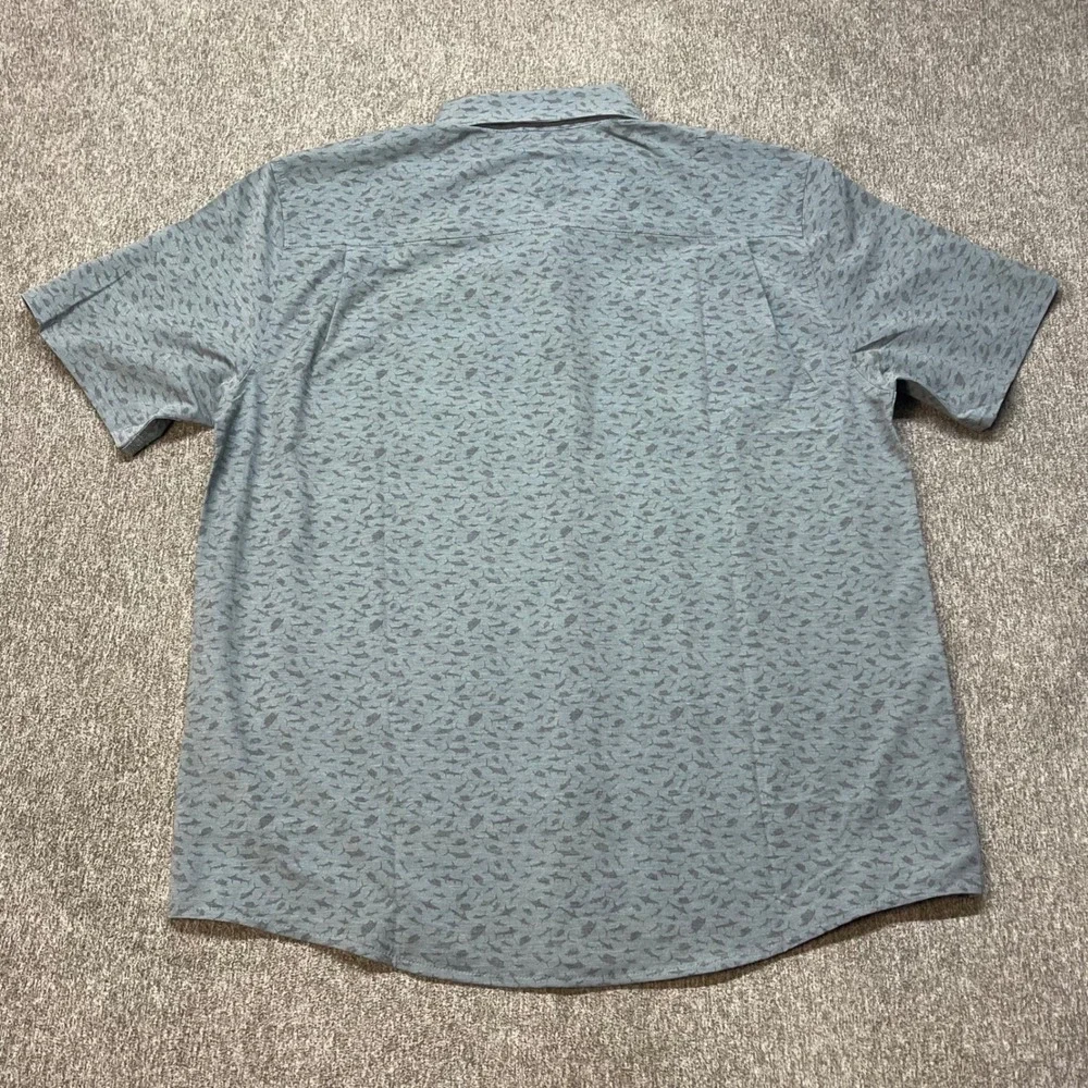 Huk Kona Mens Short Sleeve Button Down Fishing Shirt Gray Print Large